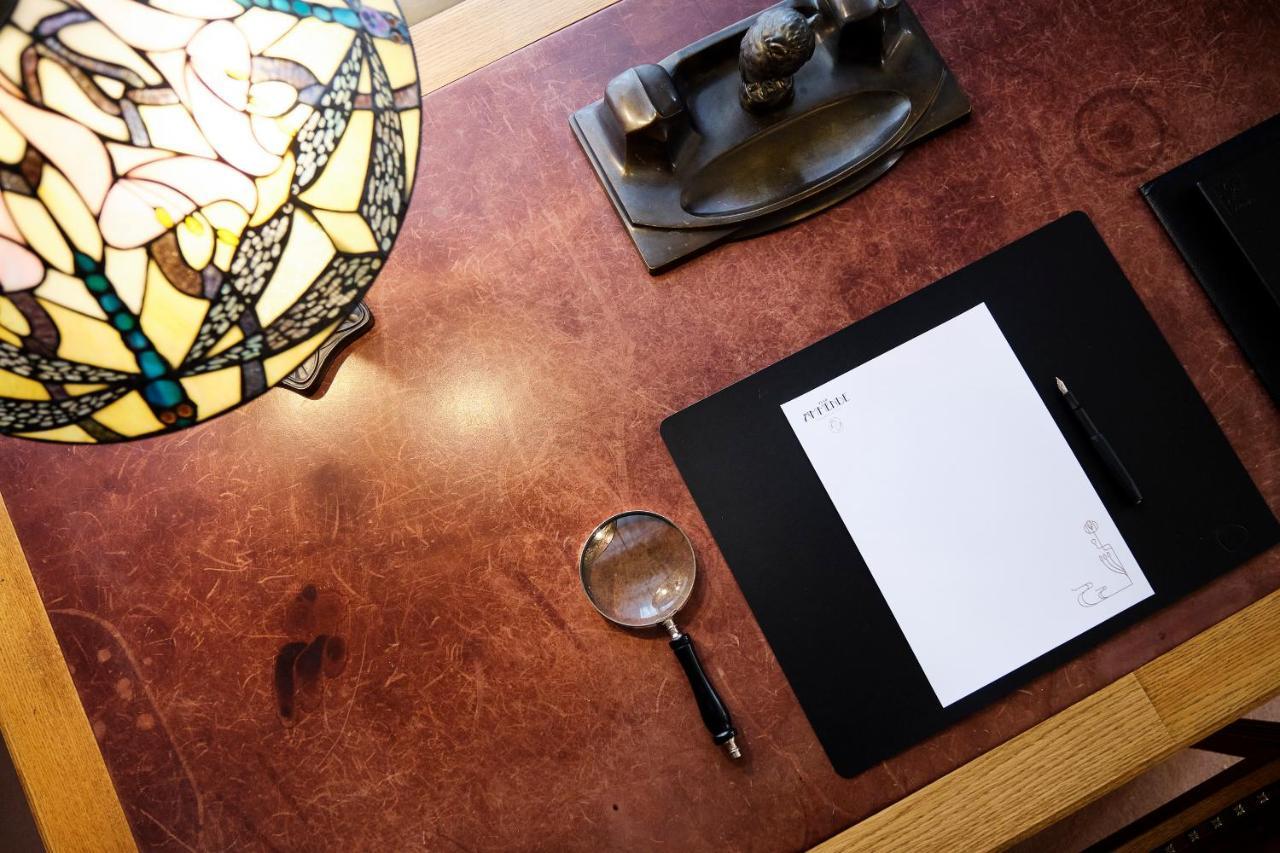 Villa Ammende Restaurant And Hotel Parnu Exterior photo A desk pad